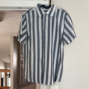 SHEIN Black and White Casual Button Down Shirt